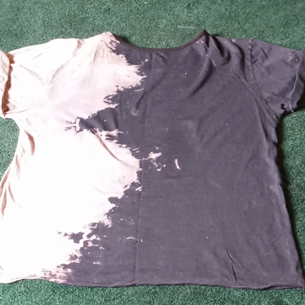 Deep V Affliction tee - Picture 5 of 5